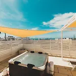 Aqua Marea By Diddoi * Marina di Mancaversa